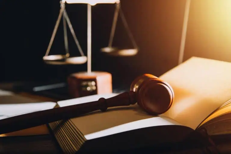 איך לעשות חיפוש פסקי דין לפי תעודת זהות?